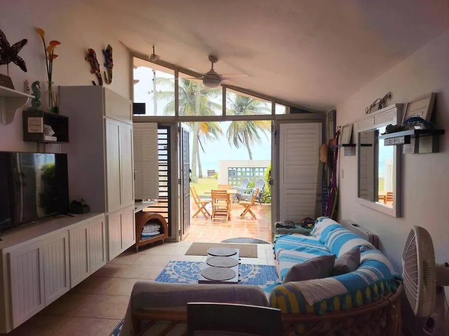 Caribbean Ocean Front Villa. Arroyo 公寓